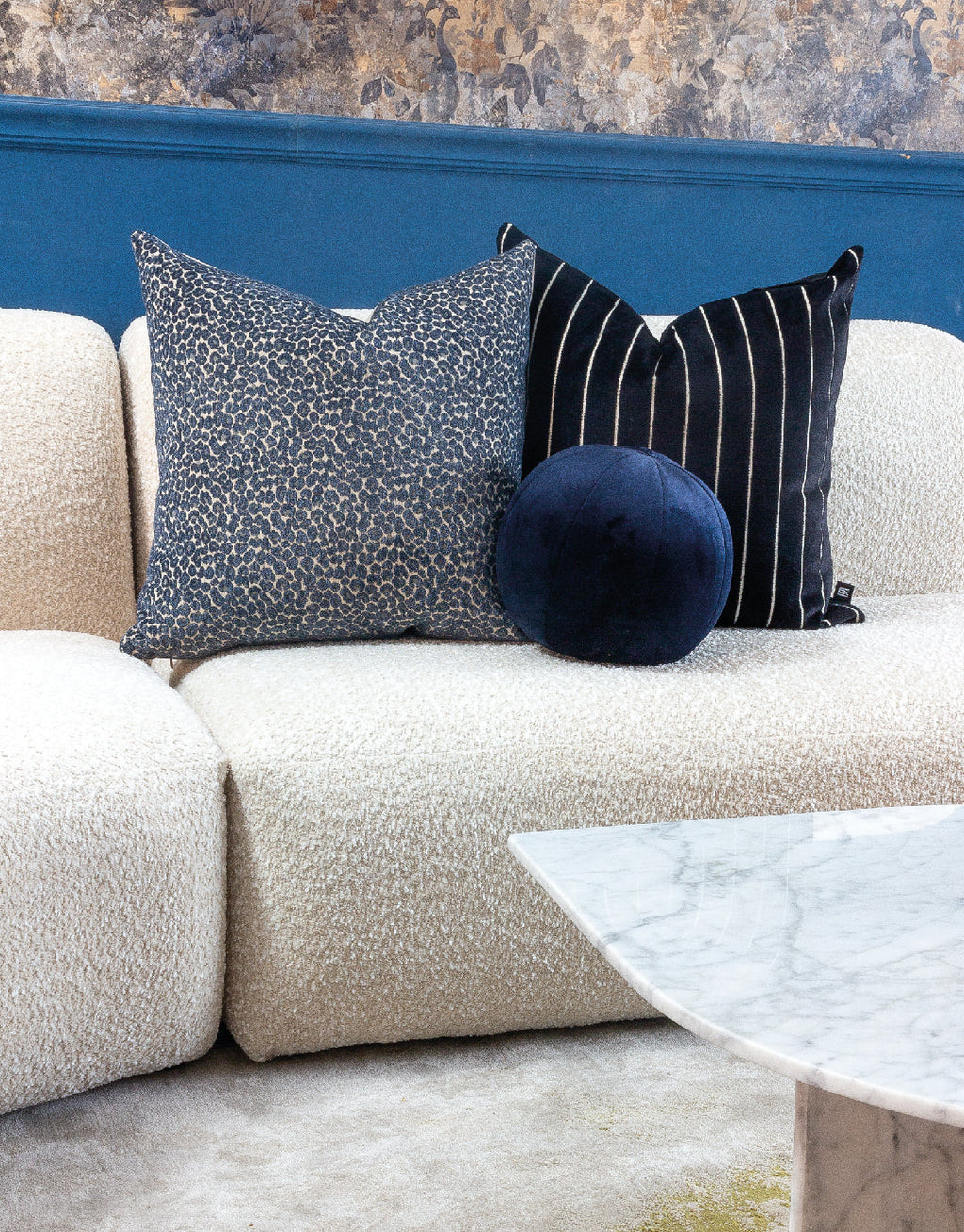 Bizete Ebony Duo Pillow