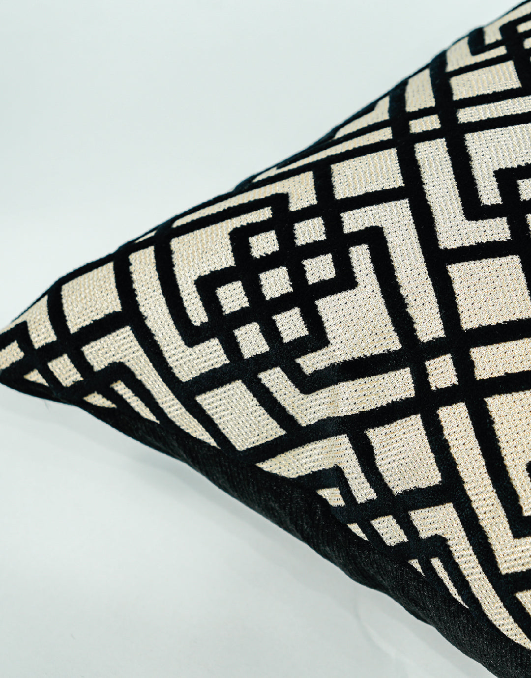 Yisu Flat Duo 24" Pillow