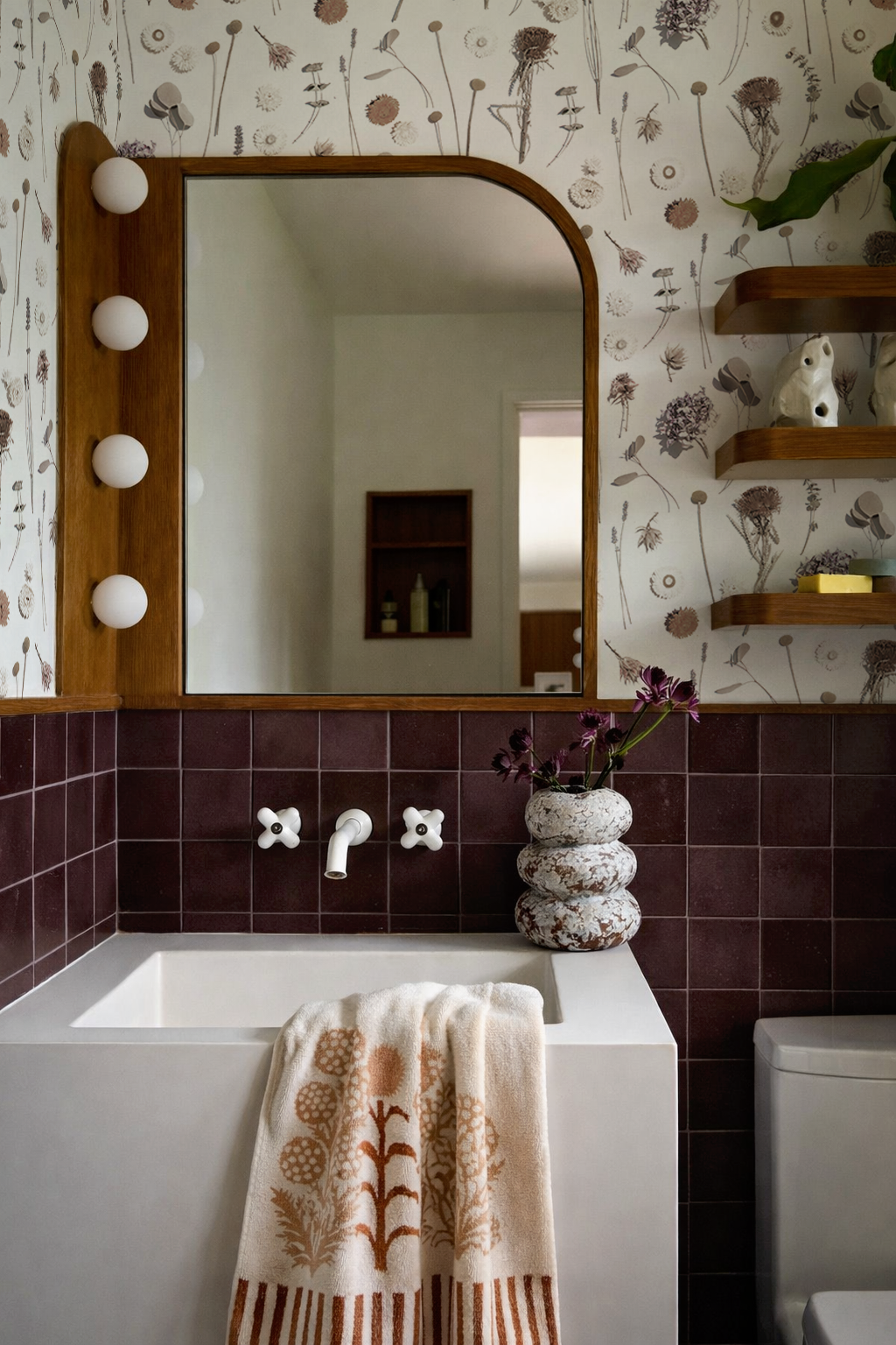 Dried Flora Wallpaper, muted colors