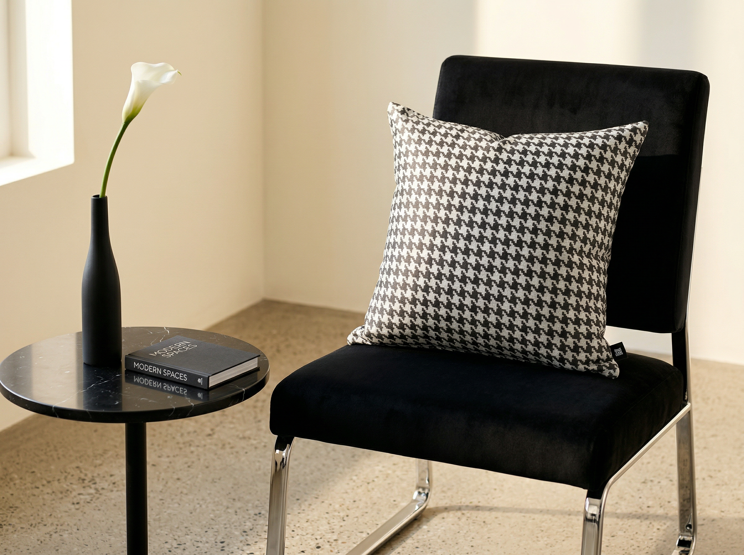 Coco Tuxedo Uni Pillow